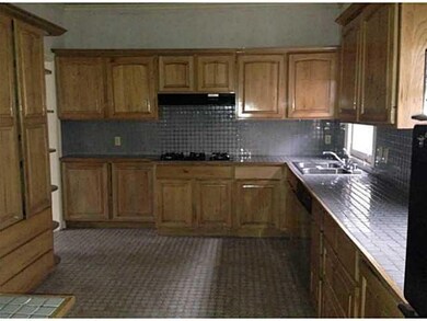 2735 Wheeling Ave, El Paso, TX 79930 - photo 6