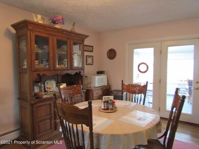 39 Highland Dr, Hanover Township, PA 18706 - photo 6