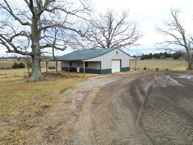 1038 Maple Valley Rd, Cumberland Furnace, TN 37051 - photo 6