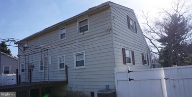 221 Front St, Palmyra, NJ 08065 - photo 4