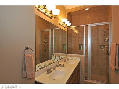 Master Bath/Spa.
