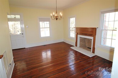 2002 Edge Park Rd, Clover, SC 29710 - photo 5