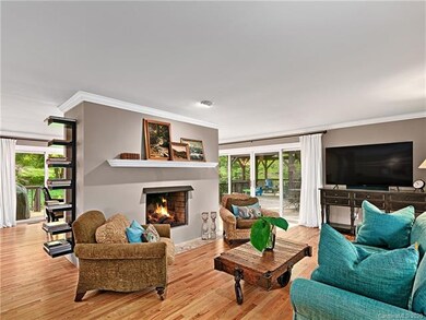 23 Gardenwood Ln, Asheville, NC 28803 - photo 6