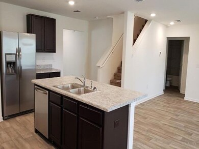 8601 Ashland Ave, Pensacola, FL 32534 - photo 6