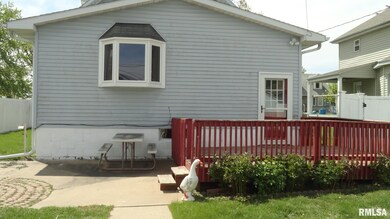 547 25th Ave, Moline, IL 61265 - photo 4