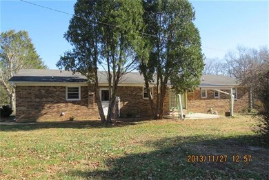 3900 Highway 49, Tennessee Ridge, TN 37178 - photo 3
