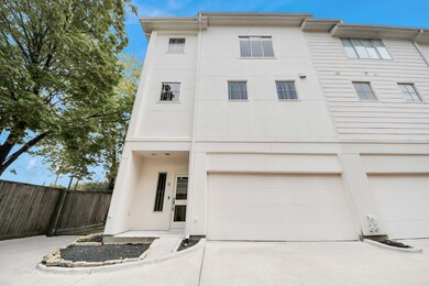 1014 Montrose Blvd unit G, Houston, TX 77019 - photo 3