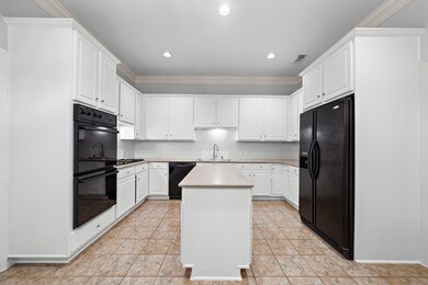 1913 Driscoll St, Houston, TX 77019 - photo 3