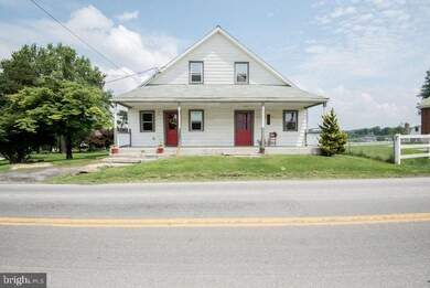 323 Camargo Rd, Quarryville, PA 17566 - photo 2