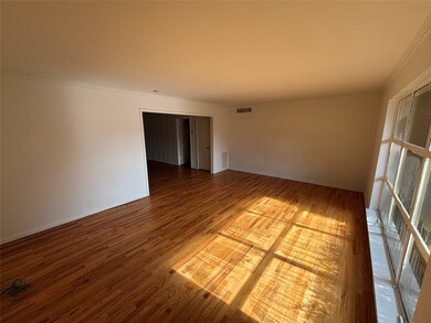 6127 Bandera Ave unit B, Dallas, TX 75225 - photo 2