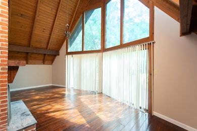 109 S Lloyd St, Burgaw, NC 28425 - photo 7