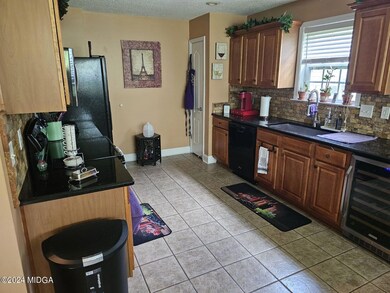 106 Liam Ct, Warner Robins, GA 31088 - photo 6