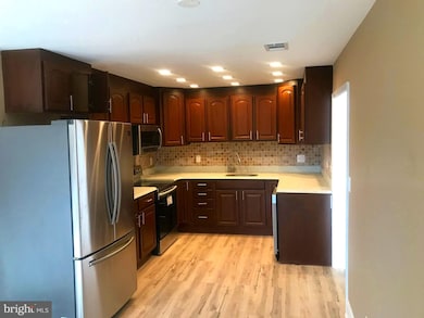 12 Slipstream Ct, Middle River, MD 21220 - photo 2