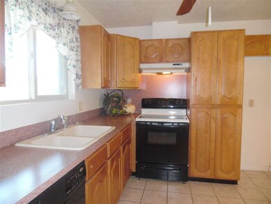 558 Cedar Dr, Burley, ID 83318 - photo 6