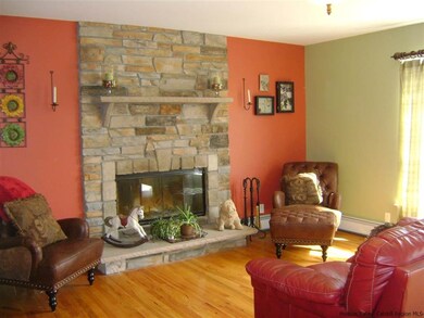 260 Strawridge Rd, Wallkill, NY 12589 - photo 5