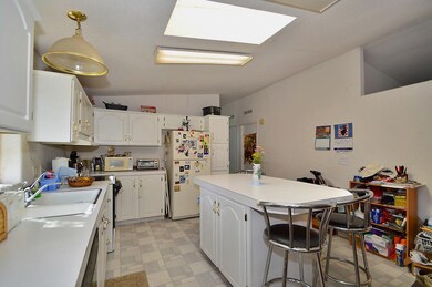 8110 E Greenbluff Rd, Colbert, WA 99005 - photo 4