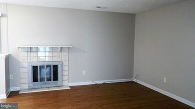 512 Unit B Chestnut St, Glendora, NJ 08029 - photo 4