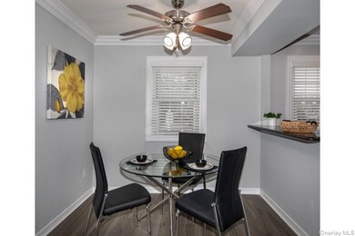 18 Starboard Ln unit 8-66, Patchogue, NY 11772 - photo 5