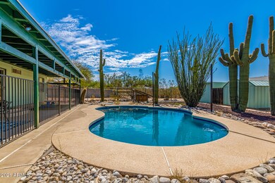 Refreshing Diving Pool
