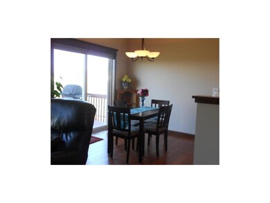 6714 Blue Stone Ct NW, Cedar Rapids, IA 52405 - photo 4