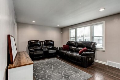 12412 W 61st St, Shawnee, KS 66216 - photo 6