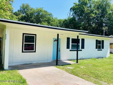 5537 Alpha Ave, Jacksonville, FL 32205 - photo 3