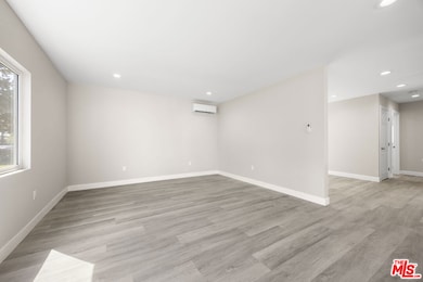 121 W Elm Ave, Fullerton, CA 92832 - photo 5