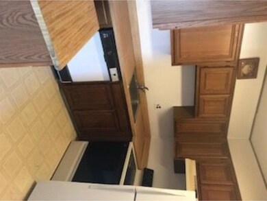 3421 W Chester Pike unit B64, Newtown Square, PA 19073 - photo 2