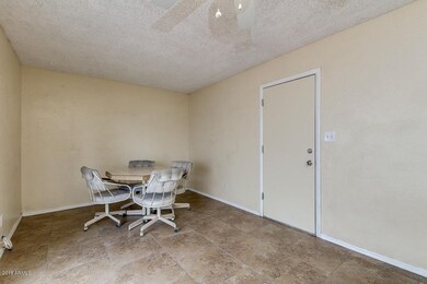 4658 W Caron St, Glendale, AZ 85302 - photo 5
