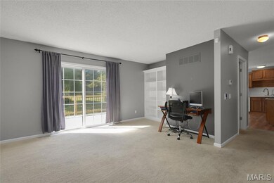 1978 Acorn Trail Dr, Florissant, MO 63031 - photo 6