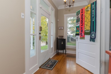 116 Sycamore St, Newburgh, IN 47630 - photo 4