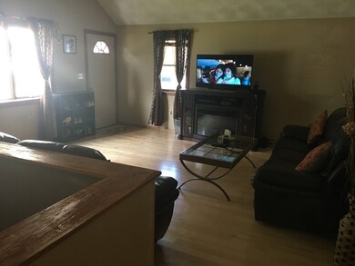 22 Basswood Ave, Billerica, MA 01821 - photo 3