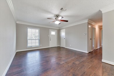 5930 Patridge Dr, Pearland, TX 77584 - photo 7