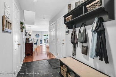 131 Lexington Cir, Matawan, NJ 07747 - photo 4