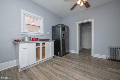 423 S Cedar Ln, Upper Darby, PA 19082 - photo 7