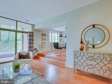 1650 Parkcrest Cir, Reston, VA 20190 - photo 6