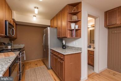 1200 Walnut St unit 203, Philadelphia, PA 19107 - photo 6