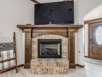 9017 NW 80th St, Yukon, OK 73099 - photo 7