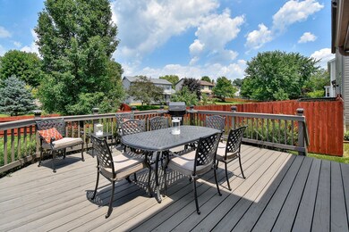 7626 Cypress Point Dr-Deck