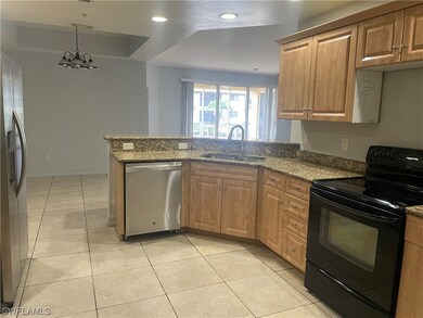 724 SW 47th St unit 109, Cape Coral, FL 33914 - photo 4