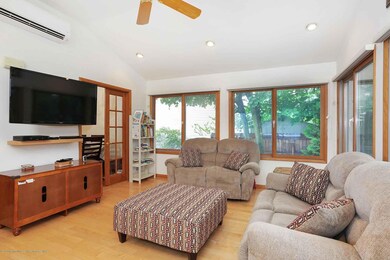 Marcsunroom1