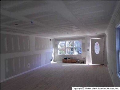 27 Cannon Ave, Staten Island, NY 10314 - photo 7