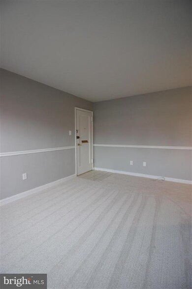 2243 Huntington Ave unit 104, Alexandria, VA 22303 - photo 3