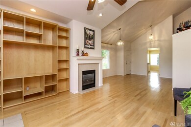 6115 Nathan Way SE unit D, Auburn, WA 98092 - photo 4