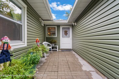 Private Courtyard Entry