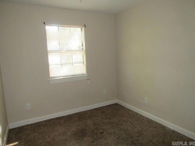 1805 Princeton Dr, Little Rock, AR 72204 - photo 4