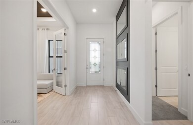 Interior/exterior photos are of a staged Stellar model. Illustration purposes only. Options may vary.