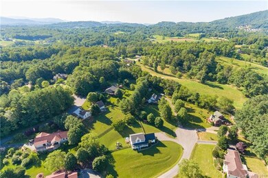 64 Knollview Dr, Asheville, NC 28806 - photo 3