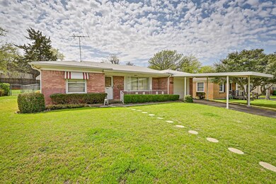 409 Kimbrough St, Fort Worth, TX 76108 - photo 2