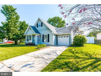 317 Hunters Rd, Swedesboro, NJ 08085 - photo 2